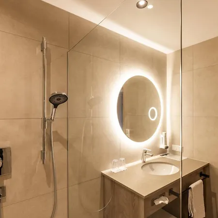 Hotel Drei Eichen 4*