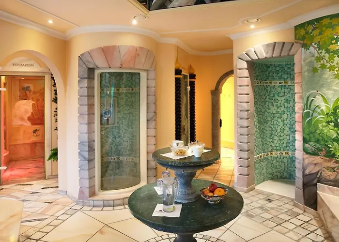 Drei Eichen Hotel 4*